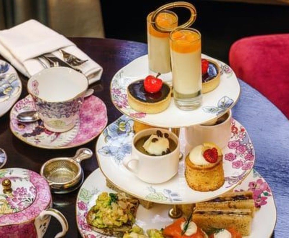 HIGH TEA